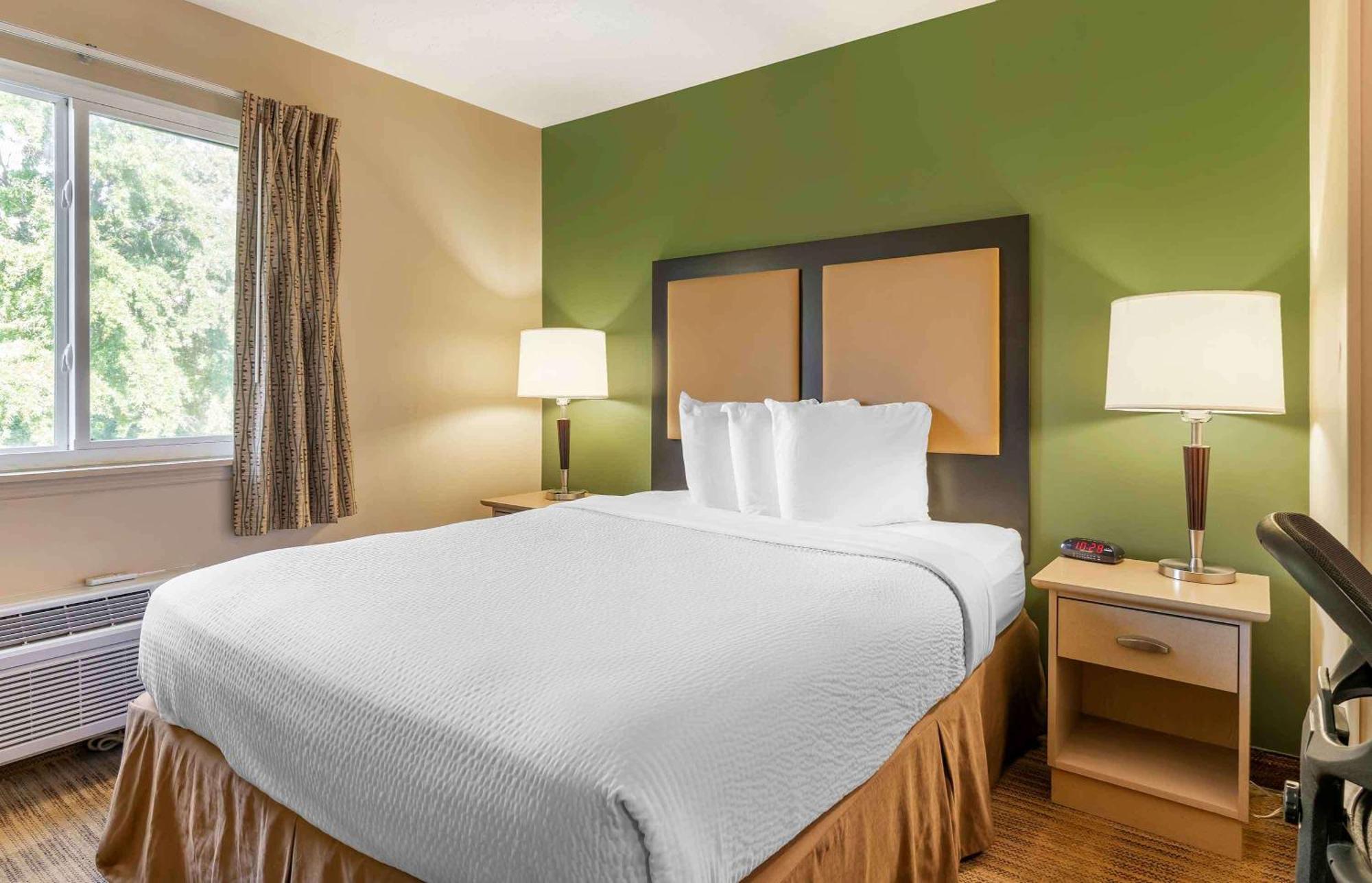เอ็กซ์เทนด์ สเตย์ อเมริกา - แอตแลนตา - เคนเนซอว์ เชสเทนโร้ด Hotel เคนเนซอร์ ภายนอก รูปภาพ